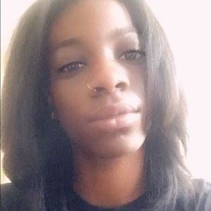 Meet your Posher, Brea